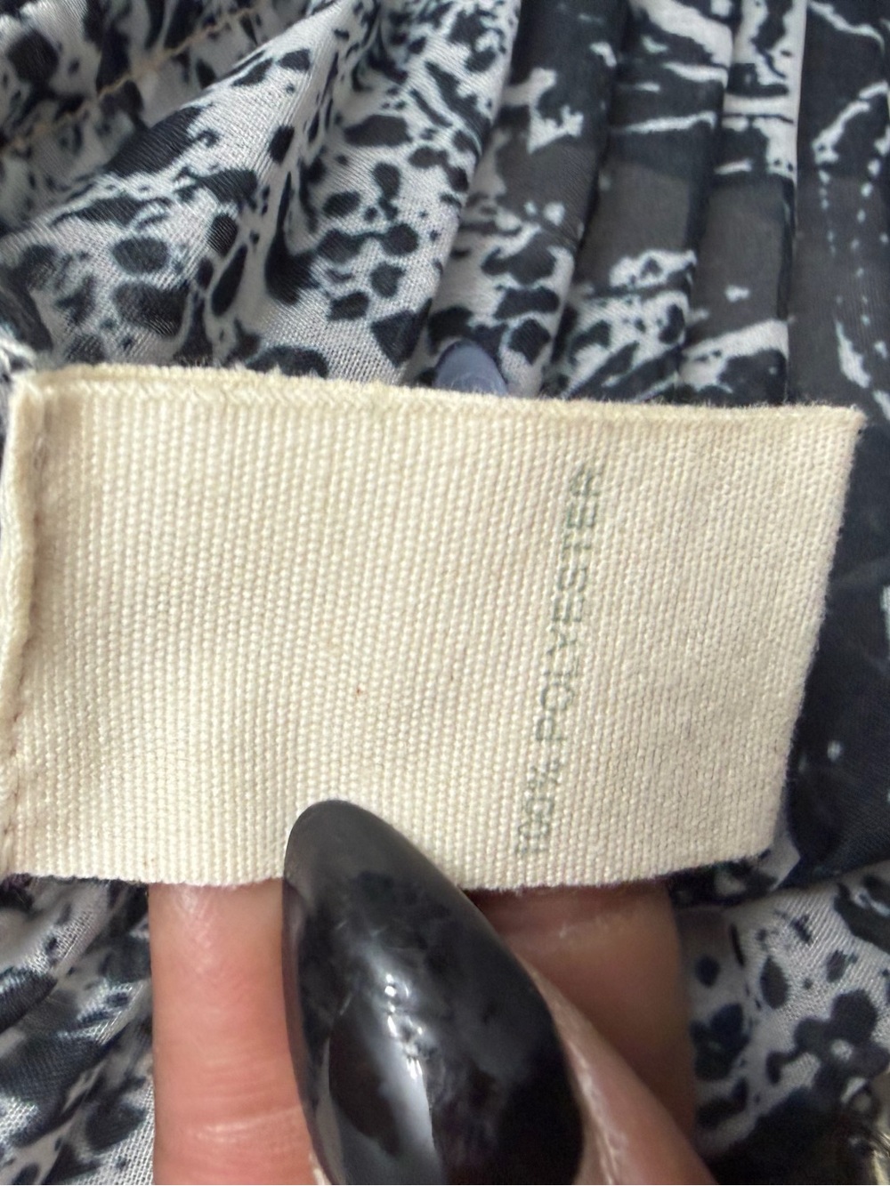 Anthropologie Forever that girl Sheer Pleated Blouse size medium - Picture 9 of 9